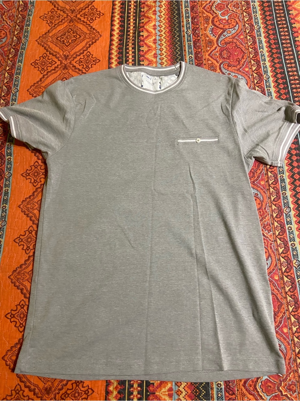 Cactus Men's Grey Short Sleeve Crewneck Pocket Tee
